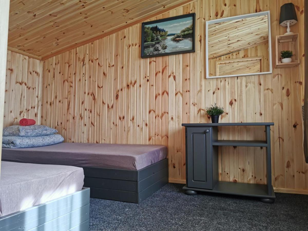 Viesu Maja Kalnaruski Ape Exterior photo